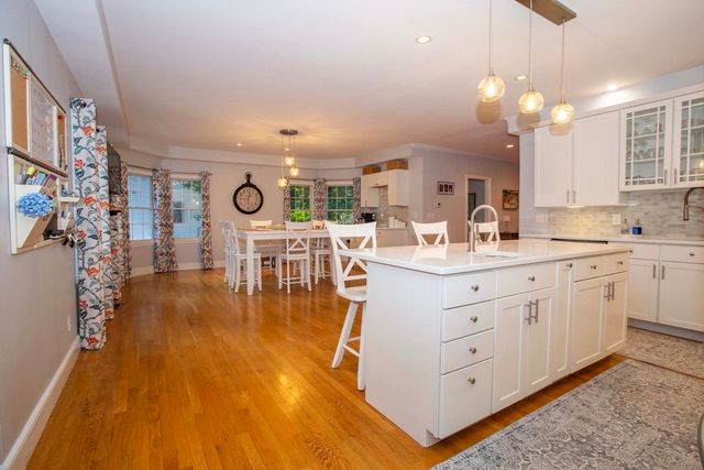 84 Spring St, Wakefield, MA 01880