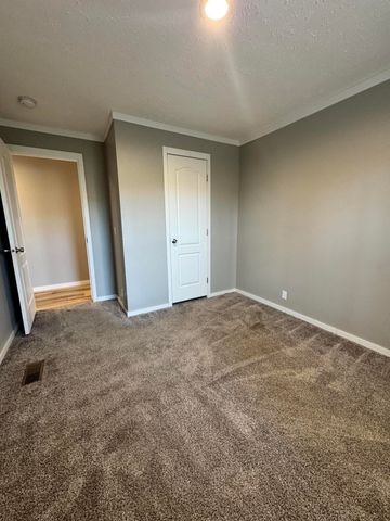 296 Hart Lane, Russell Springs, KY 42642