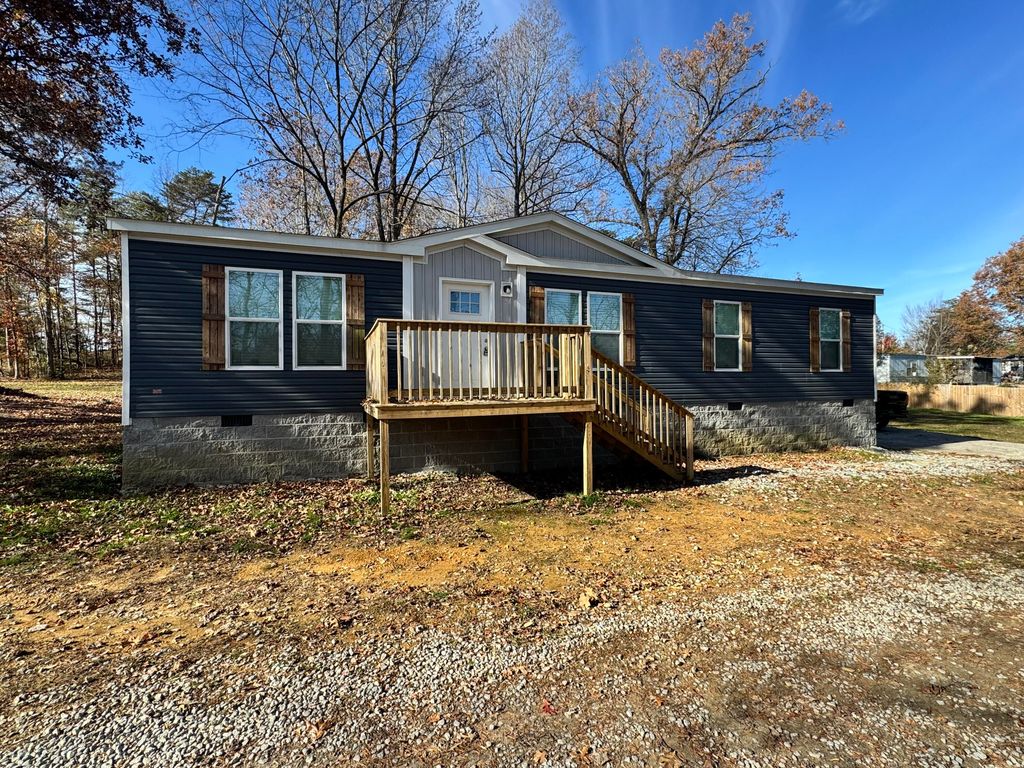 296 Hart Lane, Russell Springs, KY 42642