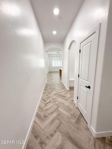 874 HARPENDEM Drive, Horizon City, TX 79928