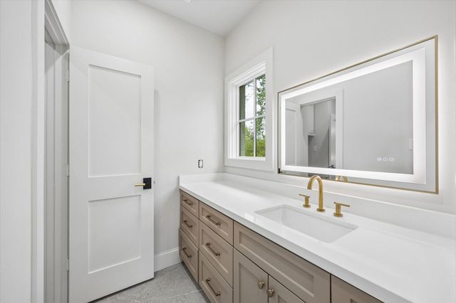 2320 North Boulevard, Houston, TX 77098