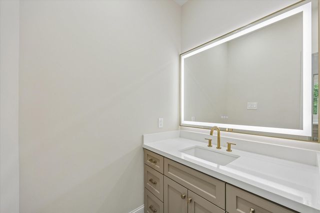 2320 North Boulevard, Houston, TX 77098