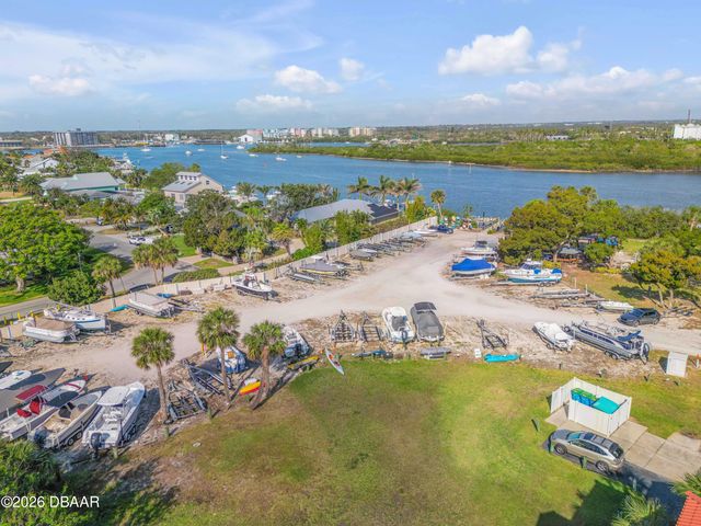 415 Bouchelle Drive, New Smyrna Beach, FL 32169