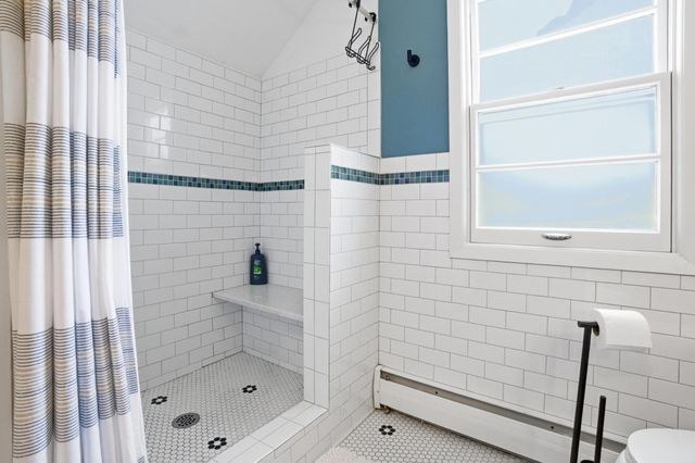 1866 Yorkshire Avenue, Saint Paul, MN 55116