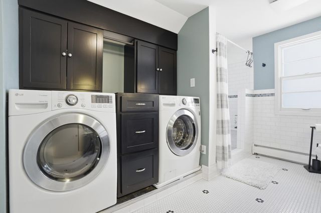 1866 Yorkshire Avenue, Saint Paul, MN 55116