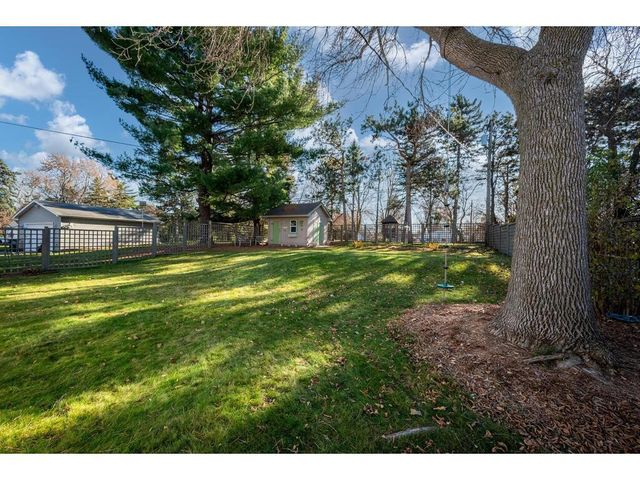 1866 Yorkshire Avenue, Saint Paul, MN 55116