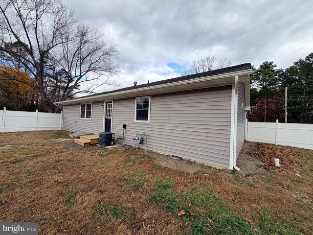 704 SIXTH RD, Newtonville, NJ 08346