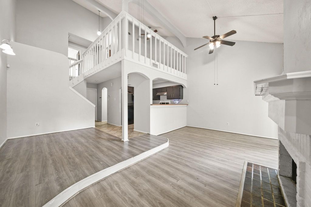 7119 Brendam Lane, Houston, TX 77072