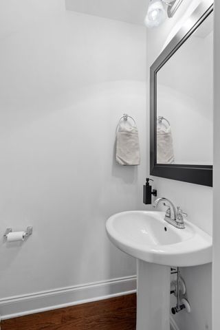 4257 Longfellow Dr, NE, Nashville, TN 37214