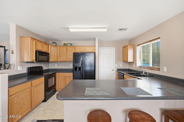 315 W PHANTOM Drive, Casa Grande, AZ 85122