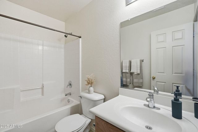 315 W PHANTOM Drive, Casa Grande, AZ 85122