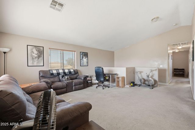 315 W PHANTOM Drive, Casa Grande, AZ 85122