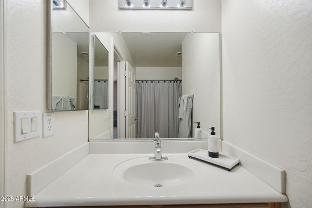 315 W PHANTOM Drive, Casa Grande, AZ 85122