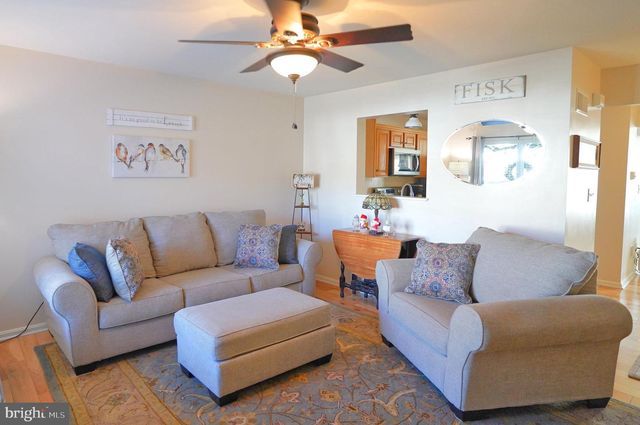 7 CEDARFIELD DR, Gettysburg, PA 17325