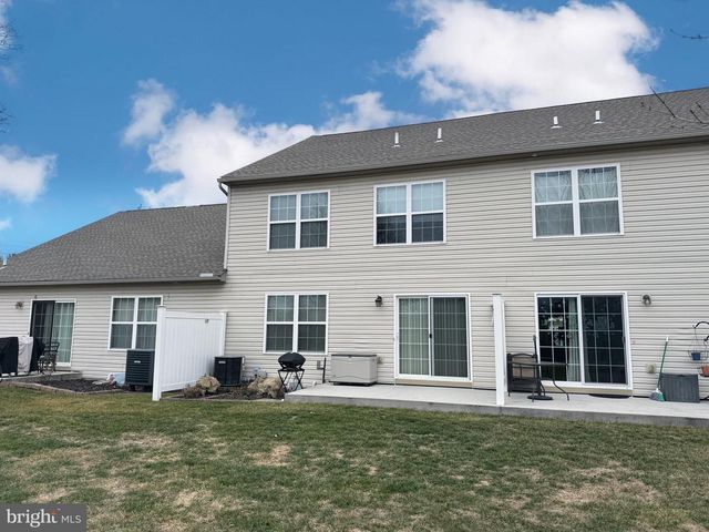 7 CEDARFIELD DR, Gettysburg, PA 17325