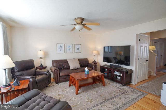 7 CEDARFIELD DR, Gettysburg, PA 17325