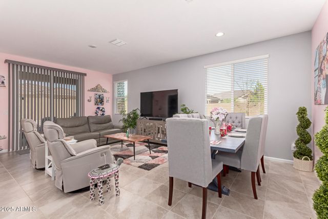 25046 N 174TH Avenue, Surprise, AZ 85387