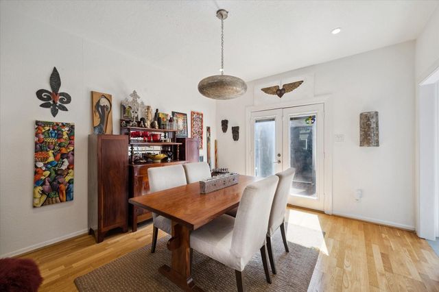 701 Bering Drive 402, Houston, TX 77057