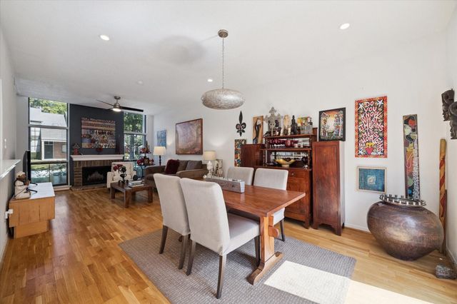 701 Bering Drive 402, Houston, TX 77057