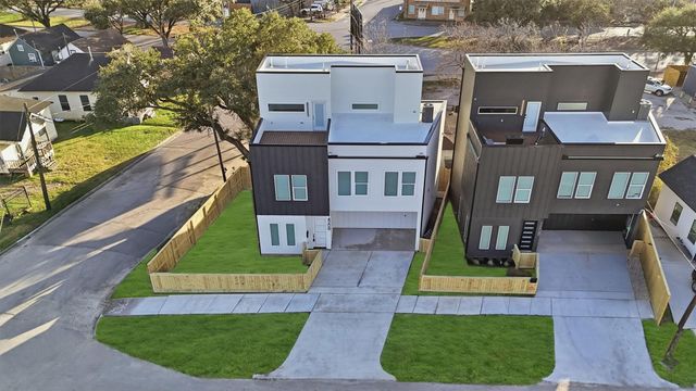 4208 Fox Street, Houston, TX 77003