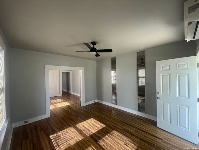 105 MOUNT VERNON CT, San Antonio, TX 78223