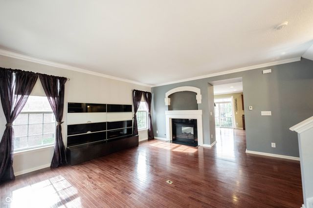 11910 Riley Drive 5, Zionsville, IN 46077