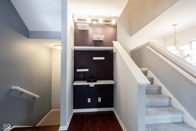 11910 Riley Drive 5, Zionsville, IN 46077