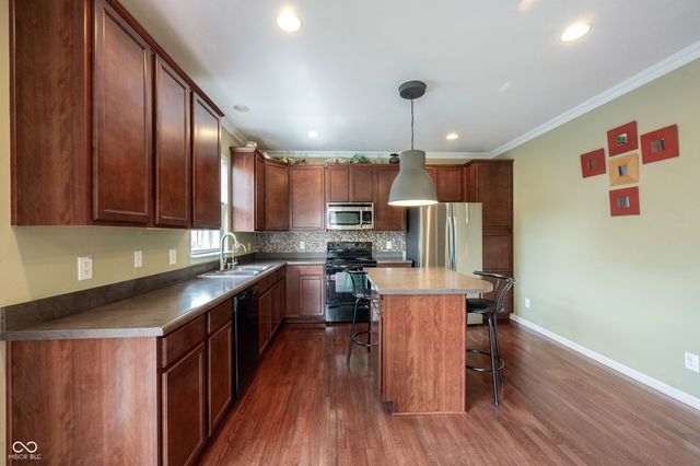 11910 Riley Drive 5, Zionsville, IN 46077