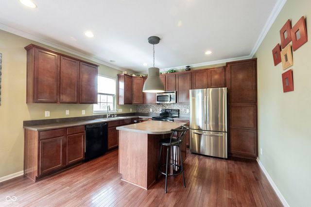 11910 Riley Drive 5, Zionsville, IN 46077