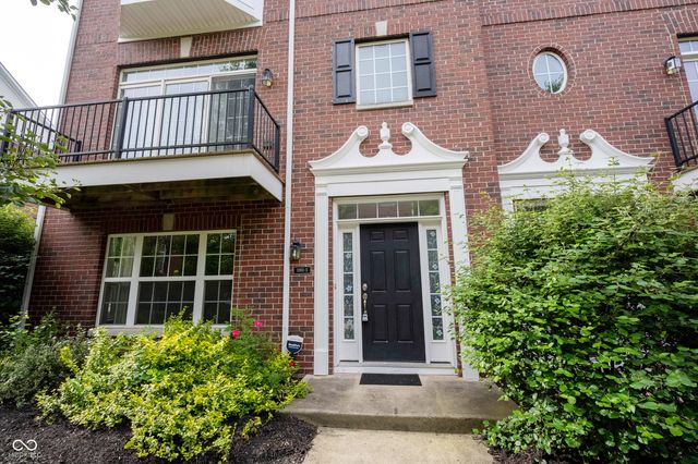 11910 Riley Drive 5, Zionsville, IN 46077