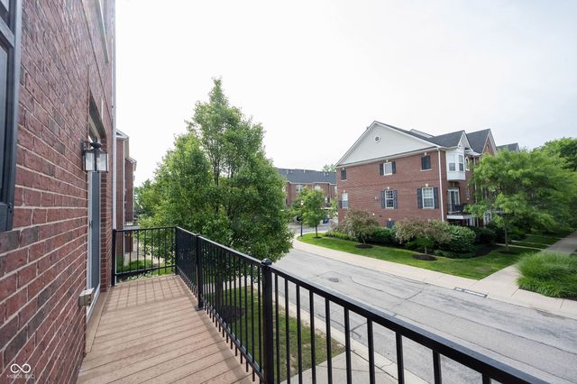 11910 Riley Drive 5, Zionsville, IN 46077