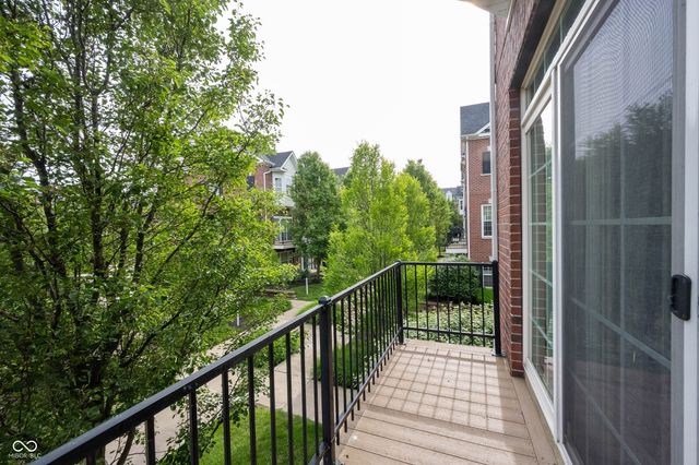 11910 Riley Drive 5, Zionsville, IN 46077