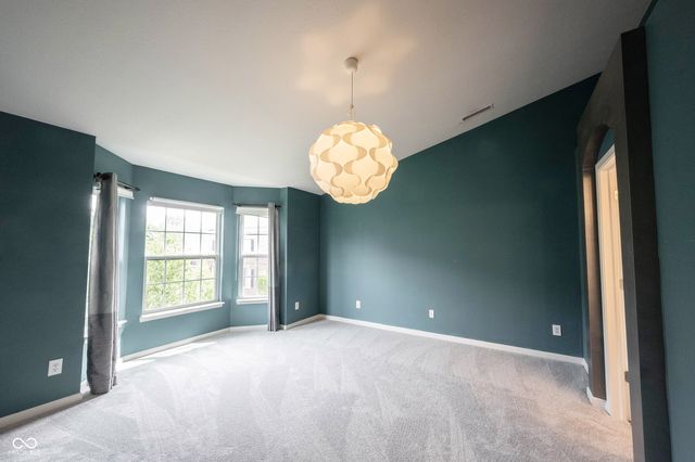 11910 Riley Drive 5, Zionsville, IN 46077