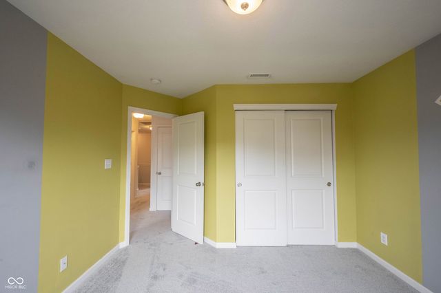 11910 Riley Drive 5, Zionsville, IN 46077