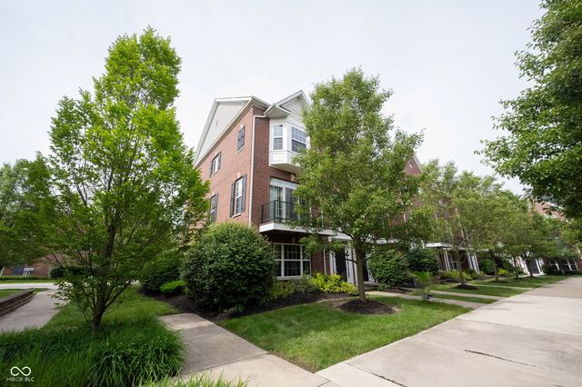 11910 Riley Drive 5, Zionsville, IN 46077