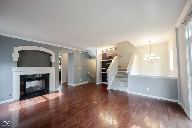 11910 Riley Drive 5, Zionsville, IN 46077