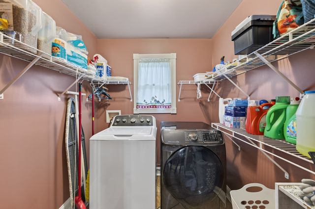 255 Sandy Rd, Dover, TN 37058