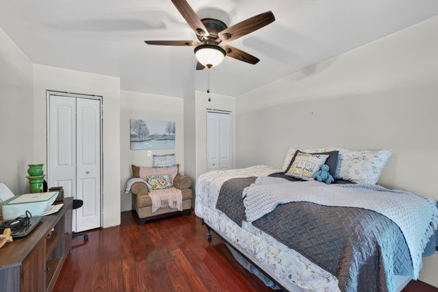 255 Sandy Rd, Dover, TN 37058