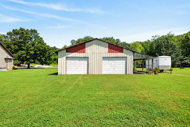 255 Sandy Rd, Dover, TN 37058