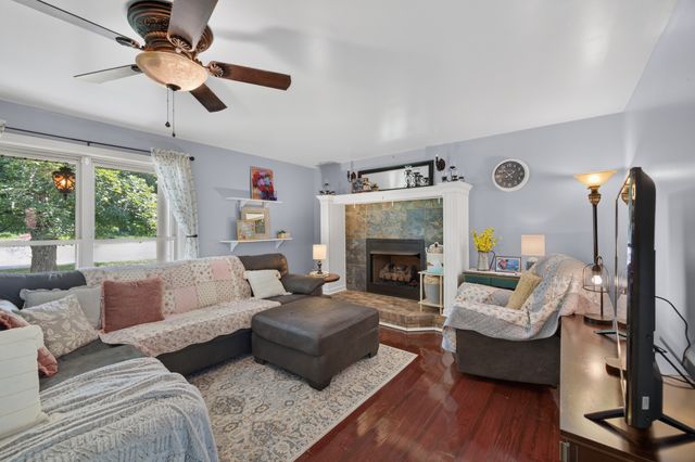 255 Sandy Rd, Dover, TN 37058