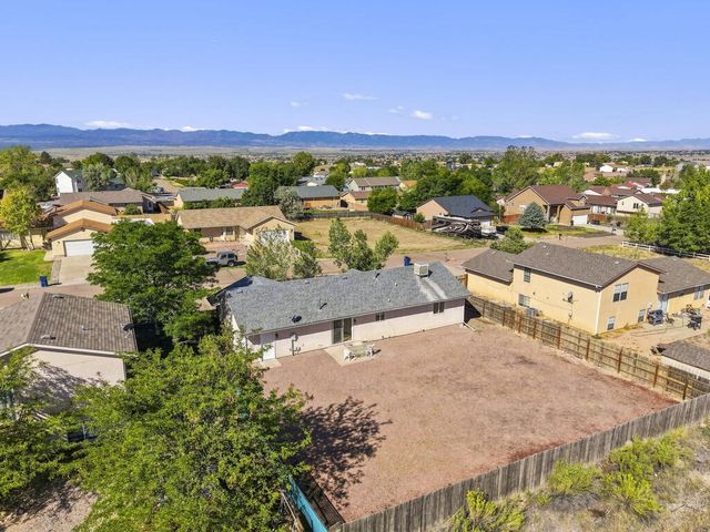 712 S Fleming Dr, Pueblo West, CO 81007
