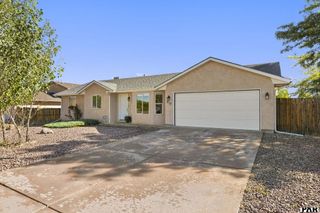 712 S Fleming Dr, Pueblo West, CO 81007