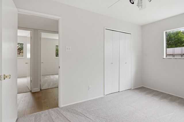 1709 Country Manor Road, Fort Worth, TX 76134