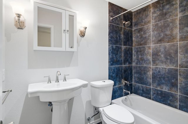 1709 Country Manor Road, Fort Worth, TX 76134