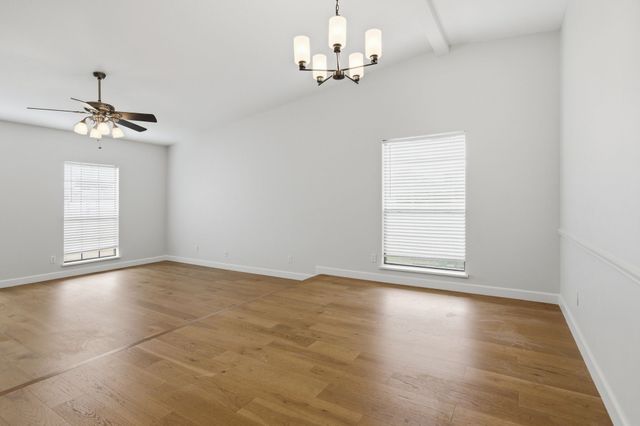 1709 Country Manor Road, Fort Worth, TX 76134