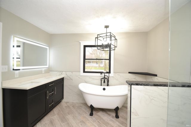 403 E Elm Street, Sharpsville, IN 46068