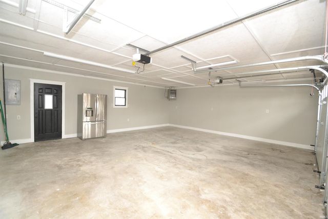 403 E Elm Street, Sharpsville, IN 46068