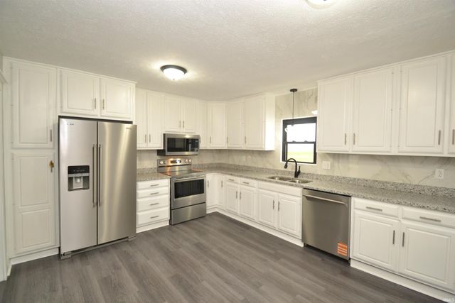 403 E Elm Street, Sharpsville, IN 46068