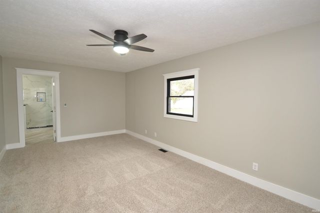 403 E Elm Street, Sharpsville, IN 46068