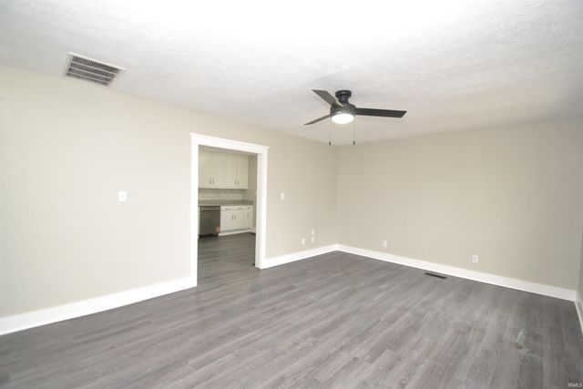 403 E Elm Street, Sharpsville, IN 46068